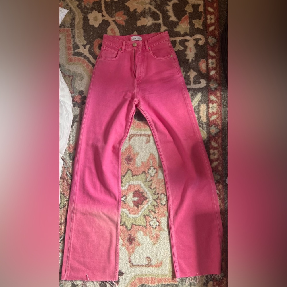 Zara pink jeans.